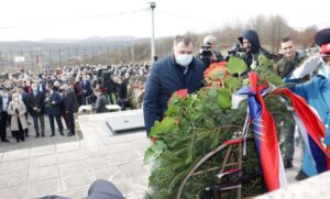 Dodik o visokom predstavniku: Srbi su preživjeli ustaški genocid, preživjeće i Incka