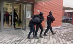 Biće protjerani iz BiH: Uhapšeni Crnogorci predati Službi za poslove sa strancima