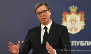 Vučić na godišnjicu masovnih zločina poručio: Kosovo nije naše breme, već naš krst