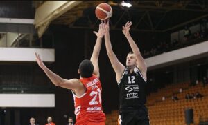 Crvena zvezda u velikoj drami pobijedila Partizan