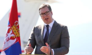 Vučić: “Protesti ugrožavaju dolazak investitora, država to neće dozvoliti”