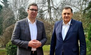 Vučić poručio Izetbegoviću da ne može da se miješa u rad institucija: Progon Dodika ne bi bio spas za BiH