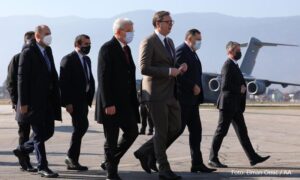 “Srećan sam da spasimo živote”: Vučić obećao još vakcina ako to vlasti BiH zatraže