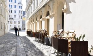 Situacija u ugostiteljstvu u Beču veoma ozbiljna: Nedostaju brojni konobari