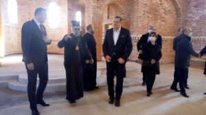 Sa episkopom banjalučkim u posjeti! Dodik obećao pomoć završetku obnove manastira Miloševac