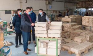 Unaprijeđenje poslovanja drvoprerađivača: Kompaniji „Bor“ u Gradišci stigla vrijedna mašina