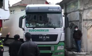 Navigacija ga prevarila: Pogledajte kako je srpski kamiondžija napravio haos u Istanbulu VIDEO