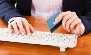 Policija poziva građane da budu pažljivi: Nemojte kupovati na neprovjerenim internet stranicama