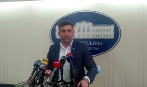 Petrović prokomentarisao korona žurku: Ne smije biti privilegovanih pojedinaca