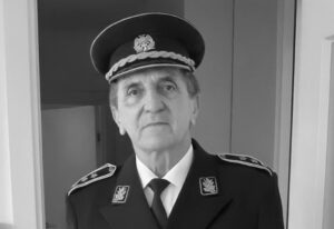 Izgubio bitku sa zarazom: Od posljedica korone umro pukovnik Milovan Milutinović