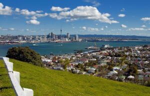 Poslije dvije godine od uvođenja kovid mjera: Novi Zeland otvorio granicu za brojne strane turiste