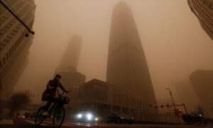 “Ovo izgleda kao kraj svijeta”: Glavni grad Kine osvanuo je jutros u oblaku pijeska