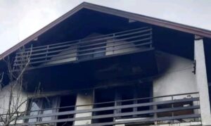 Bilo je dramatično: Vatrogasci spasili staricu iz zapaljene kuće