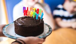 Grad Banjaluka poklanja torte za proslavu rođendana u Domu „Rada Vranješević“