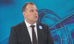 Beroš: Moguće je da uvezemo ruske vakcine bez dozvole EU