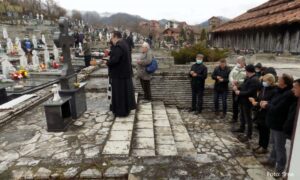 Žrtve ne smiju biti zaboravljene: Služen parastos za poginule srpske borce iz sarajevskih opština