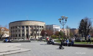 U nedjelju ograničeno radno vrijeme zbog praznika: Evo ko će dežurati