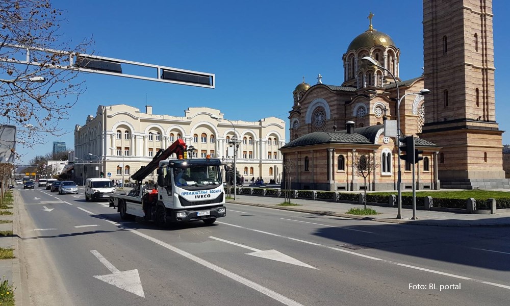 Vozači, pazite gdje parkirate: Banjalučka “Pauk služba” ponovo u funkciji