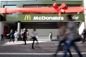 McDonald's u Banjaluci na čekanju zbog kovida