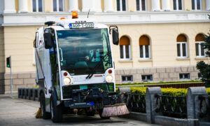 Proljećno sređivanje Banjaluke: Počelo redovno pranje ulica u gradu