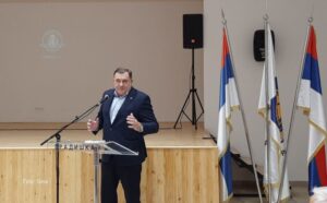 Dodik: Film “Aprilski let” dokaz da je srpska istorija herojska