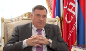 Dodik: Bilo mi je izuzetno neugodno, sastanak propao zbog “gradonačelnika bubice” VIDEO