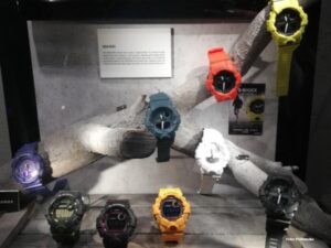 Casio predstavio prvi G-Shock sa displejem u boji