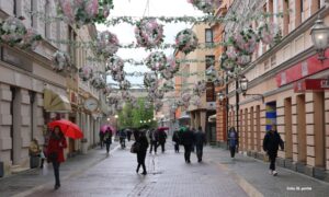 Radna ili neradna nedjelja u Banjaluci? Evo šta o tome misle prodavci, a šta kupci