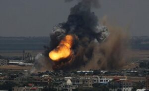 Izrael izveo vazdušne i tenkovske napade na Gazu