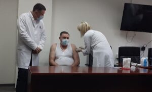 Dodik se vakcinisao “sputnjikom ve”