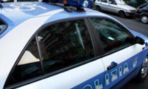 Policija u Italiji upozorava: Protivnici vakcina pozvali na oružane napade