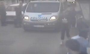 Isplivao novi snimak: Mostarac tvrdi da je policija pretukla njegovog maloljetnog sina