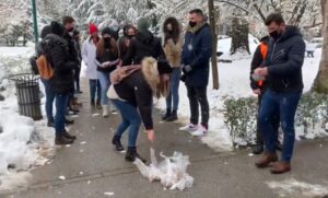 Protest studenata u Sarajevu: Tražimo svoja prava, u 21. vijeku mi se borimo za hranu VIDEO