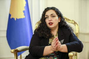 Tri puta glasali: Vjosa Osmani nova predsjednica Kosova