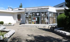 “Jazavac” vas čeka: U Banjaluci otvoren drugi Festival autorskih filmova “Paralele”