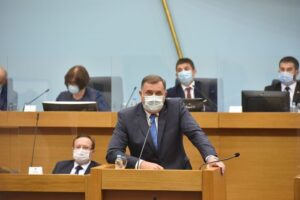 Dodik pred parlamentom: Potrebno jedinstvo o važnim pitanjima za Srpsku