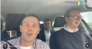 Vučić vozi, Mali snima: Imamo jednog dobrog, ozbiljnog i nekvalifikovanog vozača VIDEO