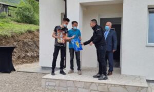 Blagojevići dobili novu kuću: Otac i dva sina dobili topli dom
