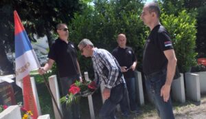 Na spomeniku “Slava srpskom borcu” položeni vijenci: Obilježen dan Četvrtog bataljona
