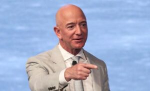 Jedan od najbogatijih ljudi na svijetu: Bezos najavio da će pokloniti veći dio svog bogatstva