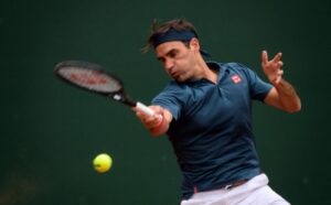 “Ne pokušavajte ovo kod kuće”: Federer pogodio Monfisa u “nezgodno” mjesto VIDEO
