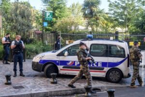 Francuske vlasti uhapsile troje neonacista zbog planiranja napada na masonsku ložu