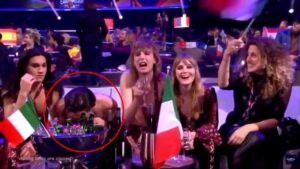 Da li je italijanski pjevač šmkrao kokain u prenosu Evrovizije VIDEO