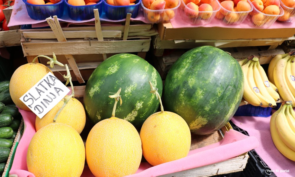 Budite oprezni: Ako vas muče ovi problemi ne smijete jesti lubenicu i dinju