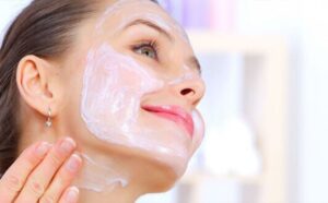 Jednostavne i veoma efikasne! Voćne maske za lice vašoj koži vraćaju stari sjaj