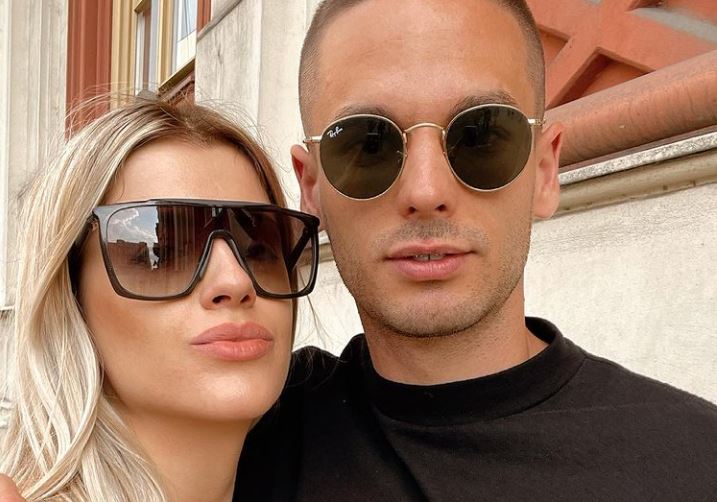 “Ludi kamen”! Fudbaler na svadbu došao u patikama – mlada pokazala duge noge FOTO