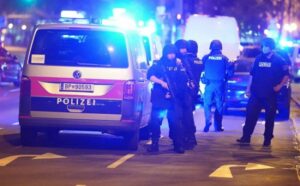 Austrija popušta epidemiološke mjere: Policijski čas se ukida od ponoći