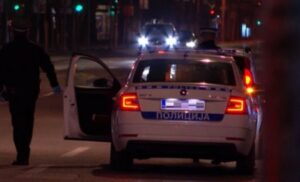 Policija oduzela “BMW-a”: Muškarac vozio neregistrovan automobil sa lažnim tablicama