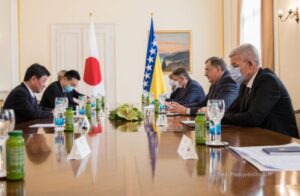 Zbog Tošimitsua radili na Prvi maj: Članovi Predsjedništva BiH zahvalili Japanu