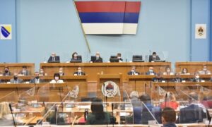Odbačen Inckov zahtjev: Visoki predstavnik ne može biti nadređen Srpskoj